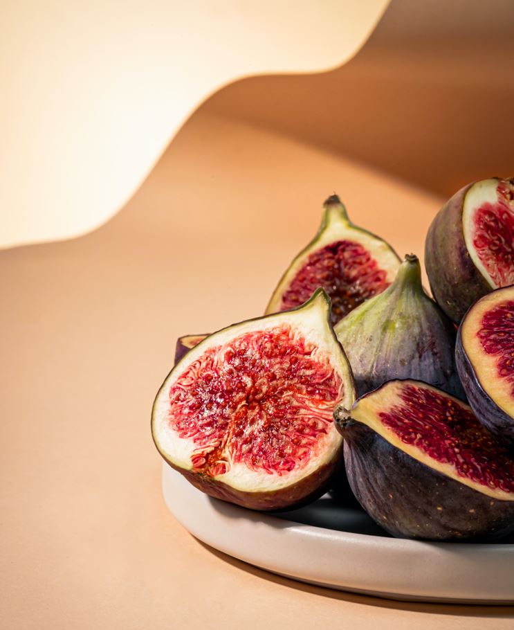 Get Figgy With It: A Luxurious Dive into the Health Benefits and Delicious Recipes of Figs!